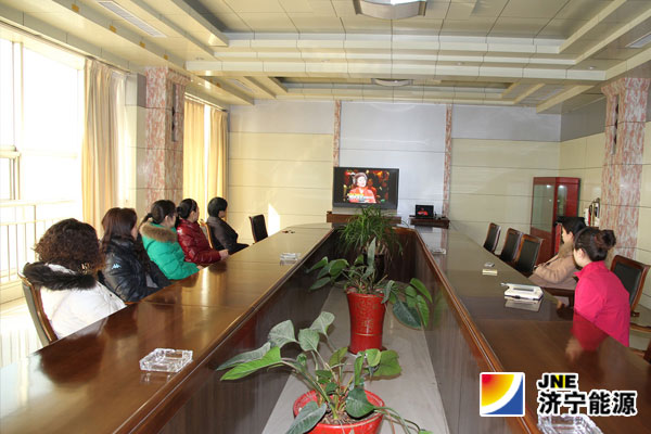 鲁泰煤业公司机关举办迎“三八”妇女节健康讲座