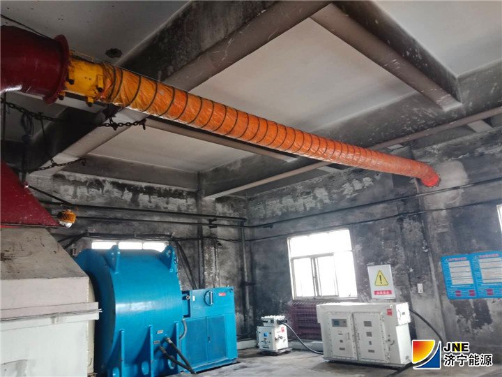 1553738309122472.jpg 2019年3月26日,朱家峁煤矿为原煤仓加装“吸尘器”(仇文摄).jpg