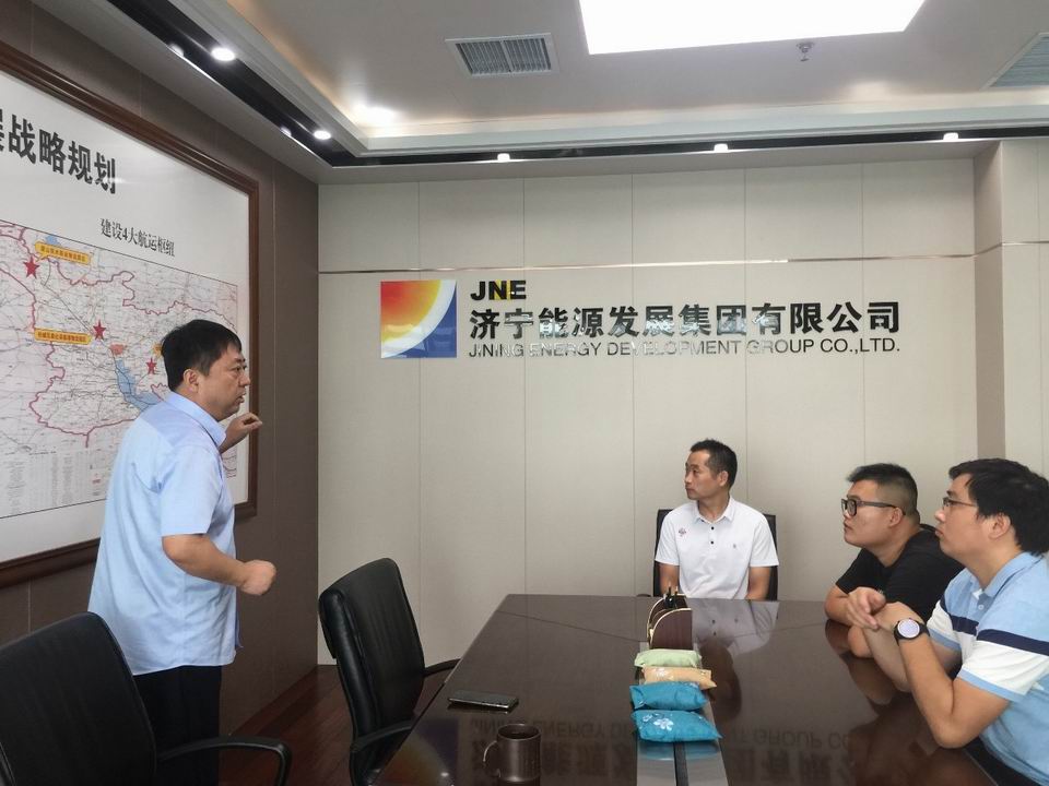 1600672457985960.jpg 闵维为新分大学生上好人生入职“第一课”.jpg
