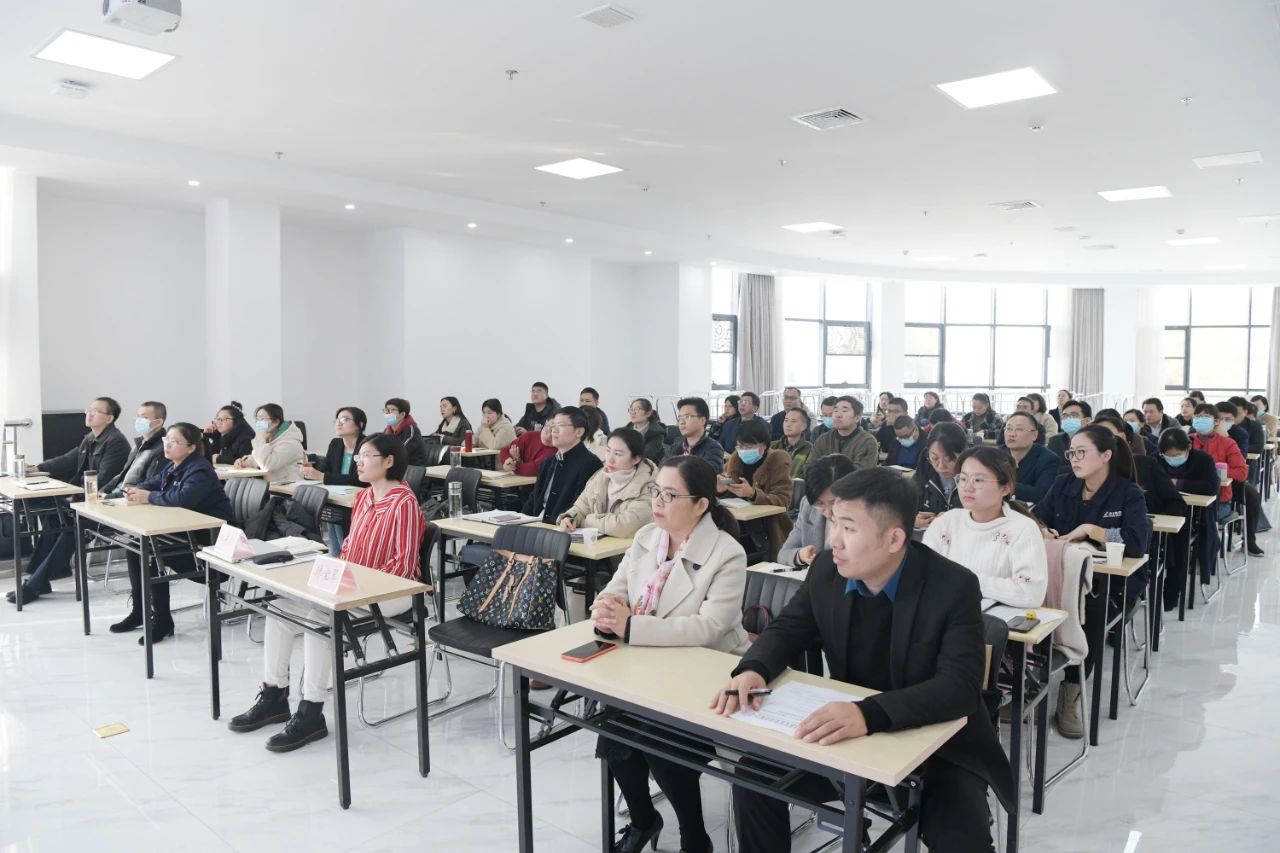 1606447019669287.jpg 集团公司举办千户集团企业税务风险管理专题培训2.jpg