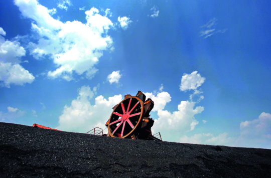 “双碳”目标下，煤炭行业的路要怎么走？