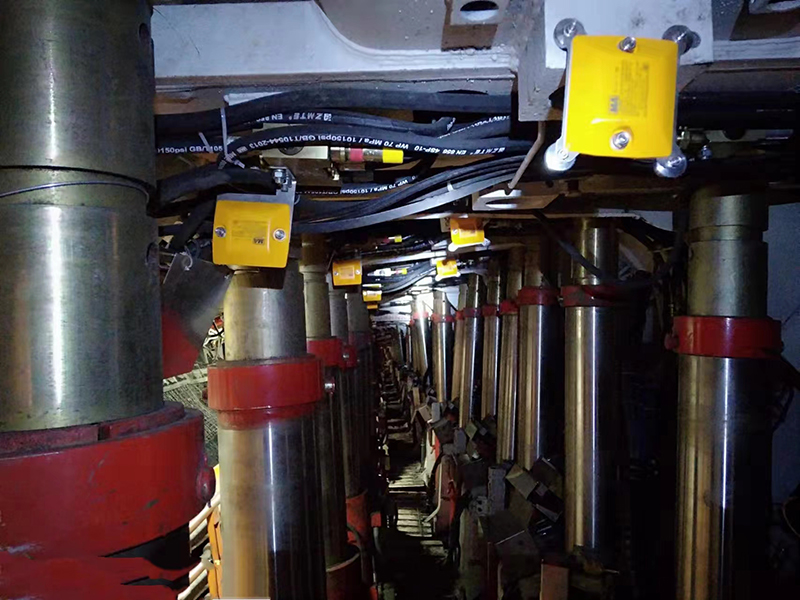 1651890288892794.jpg 2022年4月30日,“密集部署求量、精准施策保质”——记运河煤矿新式装备助力减员创效提速换挡(徐磊) (1).jpg