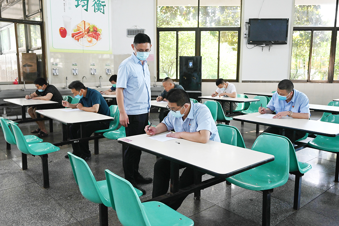 1658710881113280.jpg 00.jpg