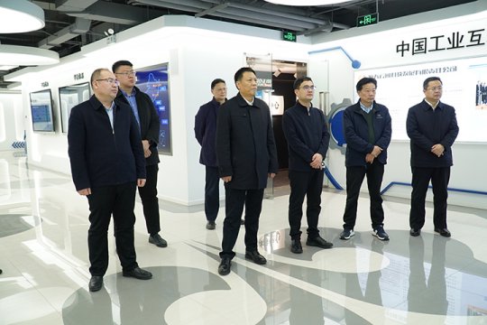 张广宇带队到北京开展商务活动