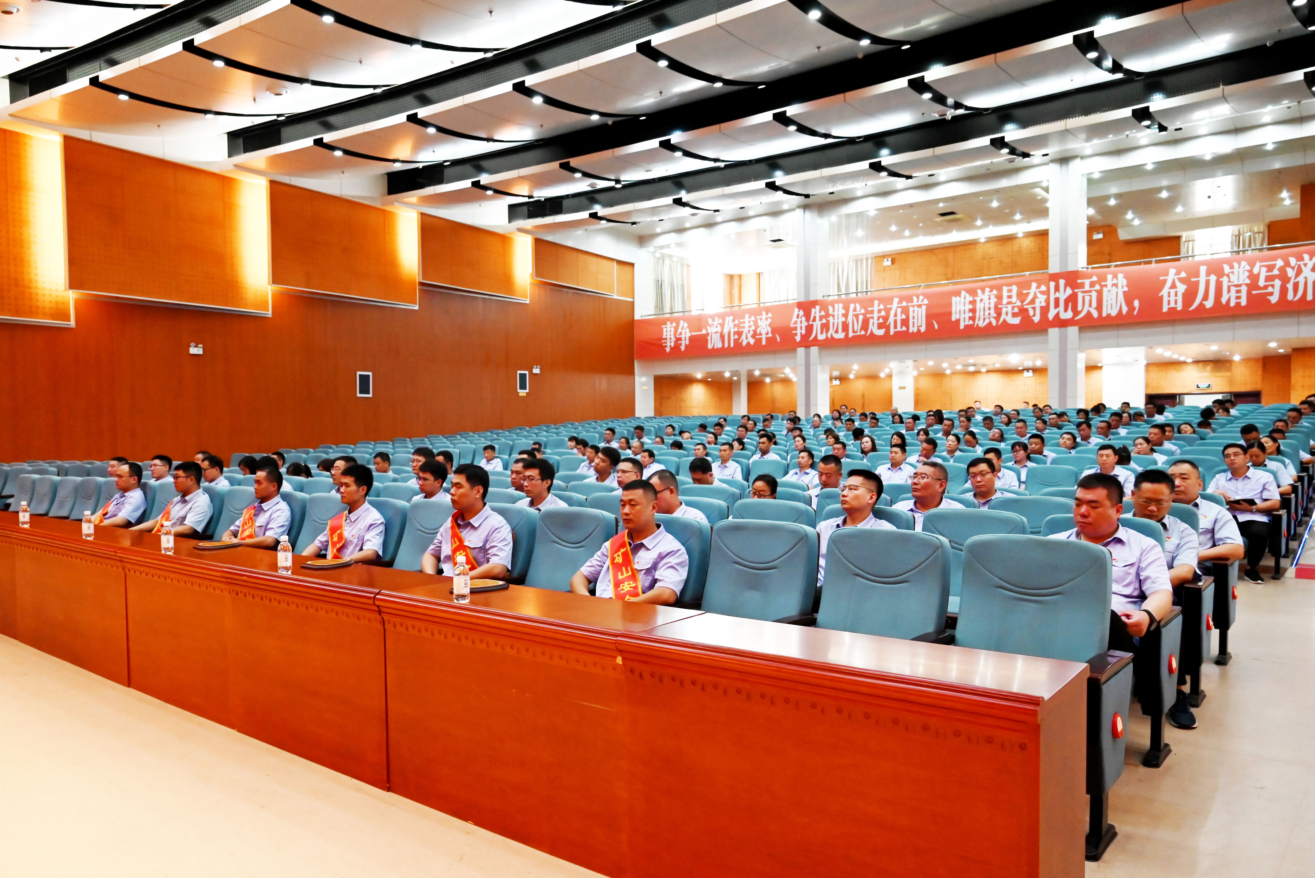 1689058515143616.jpg DSC_3692.jpg