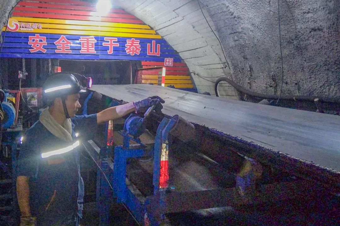 1697168197818636.jpg 带式输送机.jpg