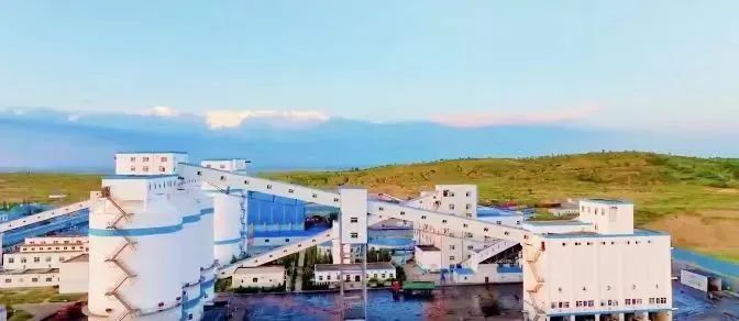 1699166688397957.jpg 640.jpg