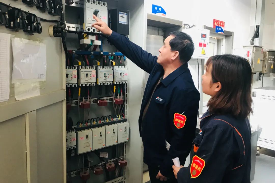 1699794980145619.jpg 640 (3).jpg