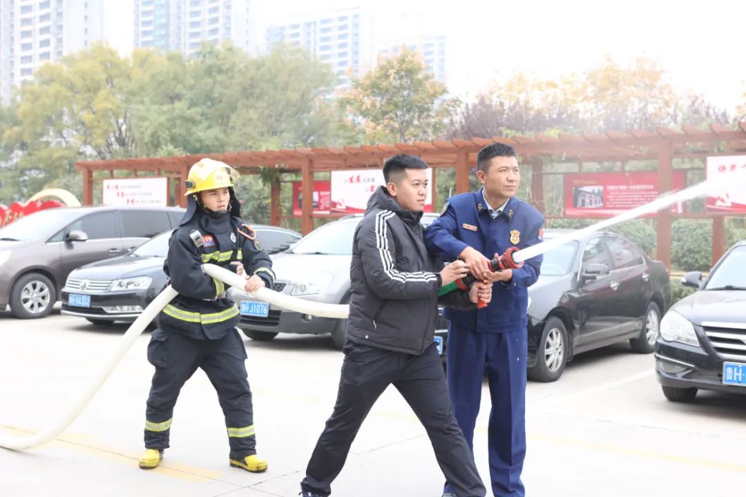 1700724704544136.jpg 640 (8).jpg