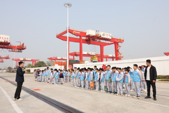 探寻运河文化，龙拱港迎来首批研学游学生