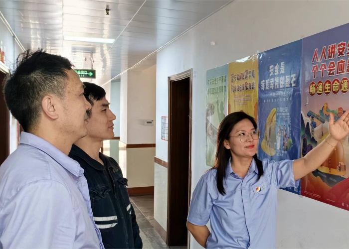 1717814568124624.jpg 花园煤矿安全海报助力安全月。_副本.jpg