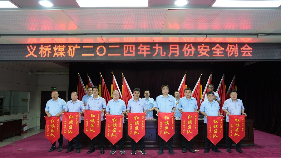 1725867992123780.jpg ce7dc494fbfa865098ec3ca71d2595f.jpg