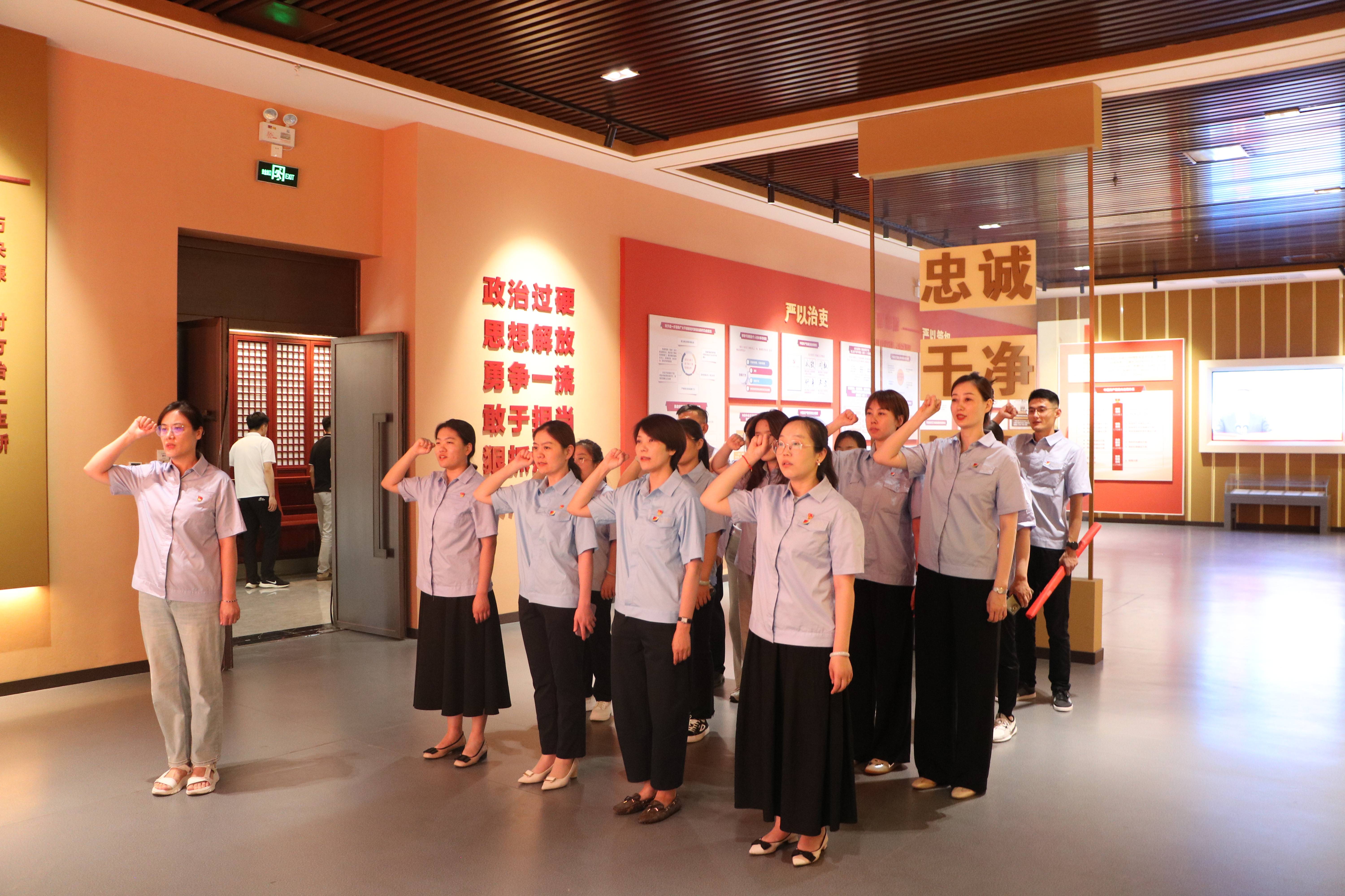 1726630407110152.jpg bfc02238193834160c4765b32056726(1).jpg