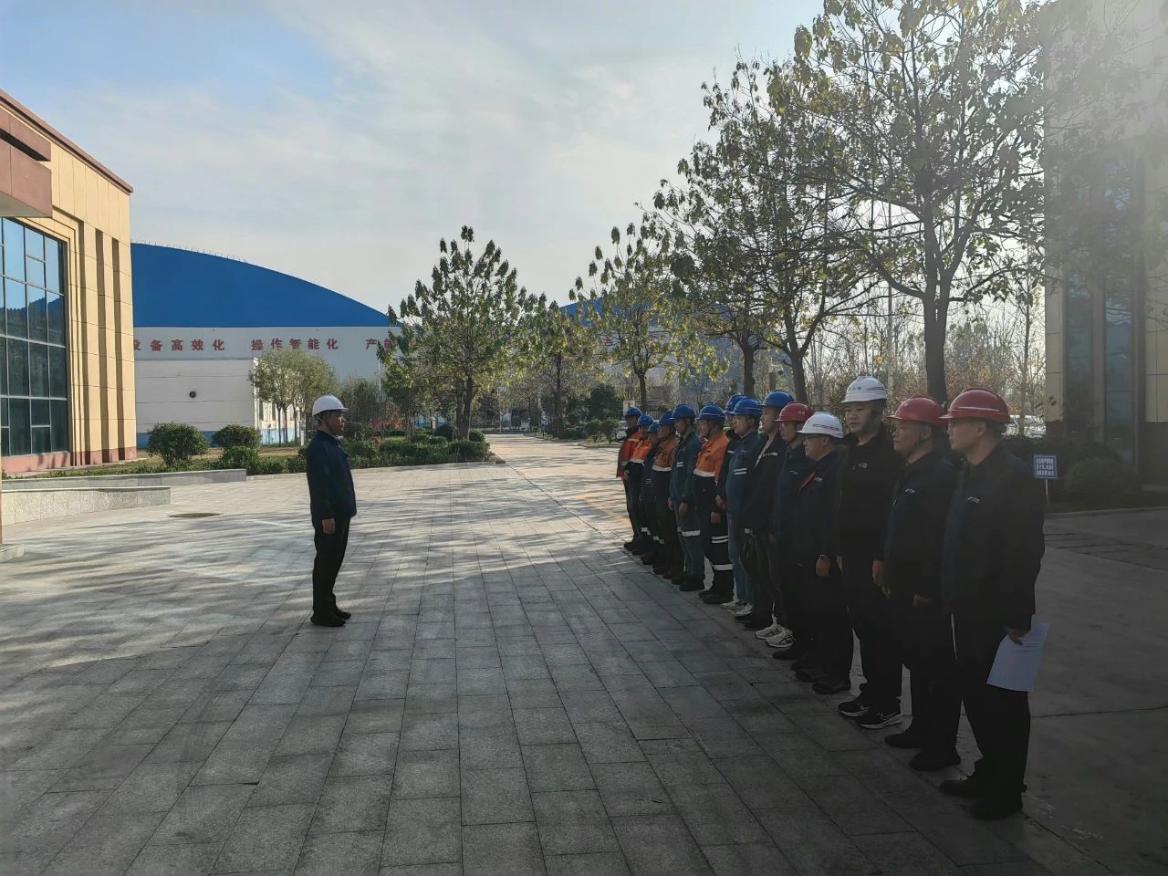 1733811680121332.jpg 212338c183a687fb63caeee96882d536.jpg