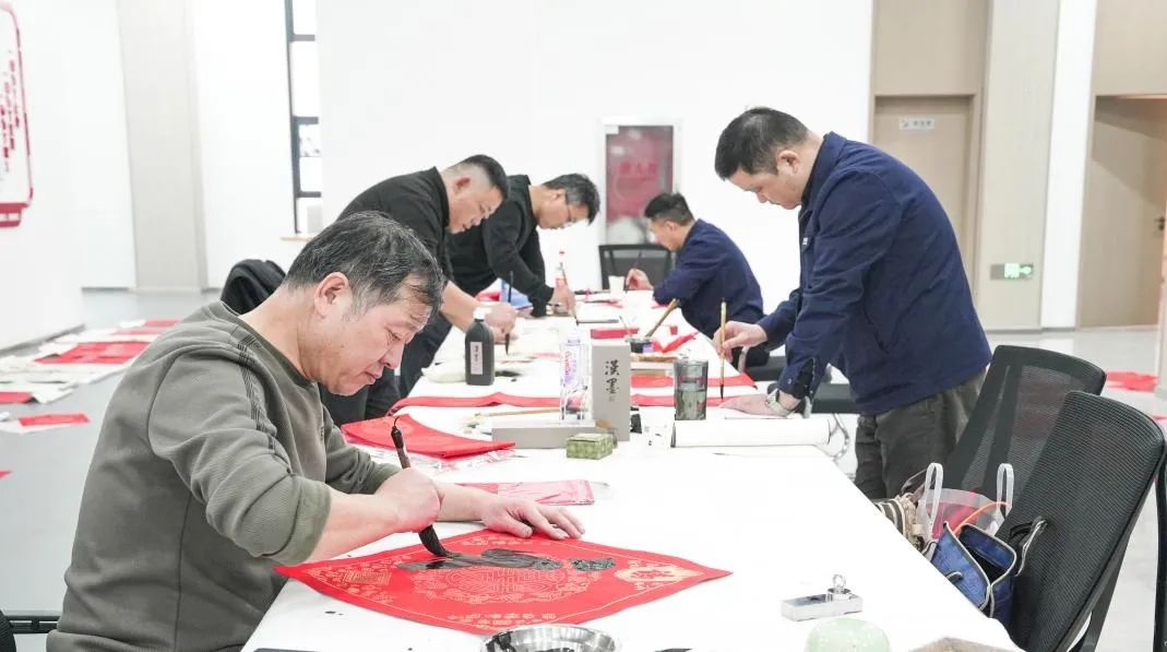 1738410594486388.jpg 640.jpg