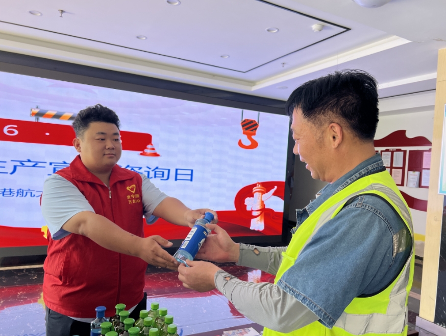 1750229115355356.png 微信截图_20250618144559.png