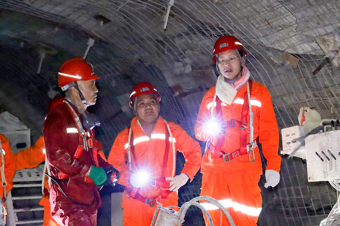 1754959160115437.jpg 9c6ed7980b4c03ee87c9d9c1e605aa6e.jpg