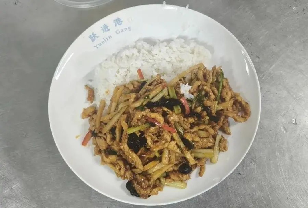 1754966374841658.jpg 02.jpg