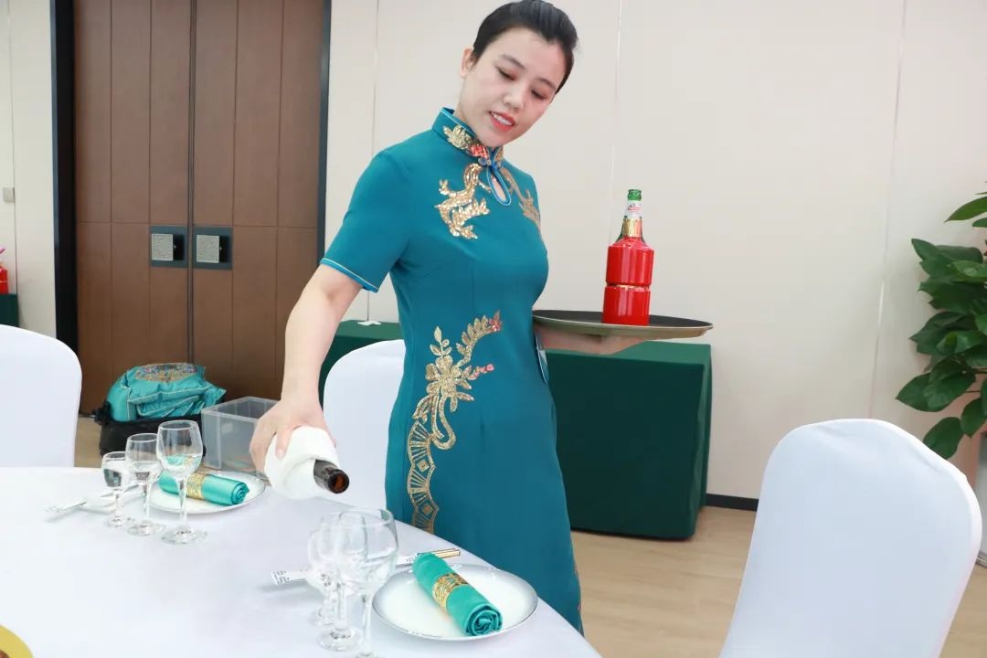 1756193773121186.jpg 18.jpg