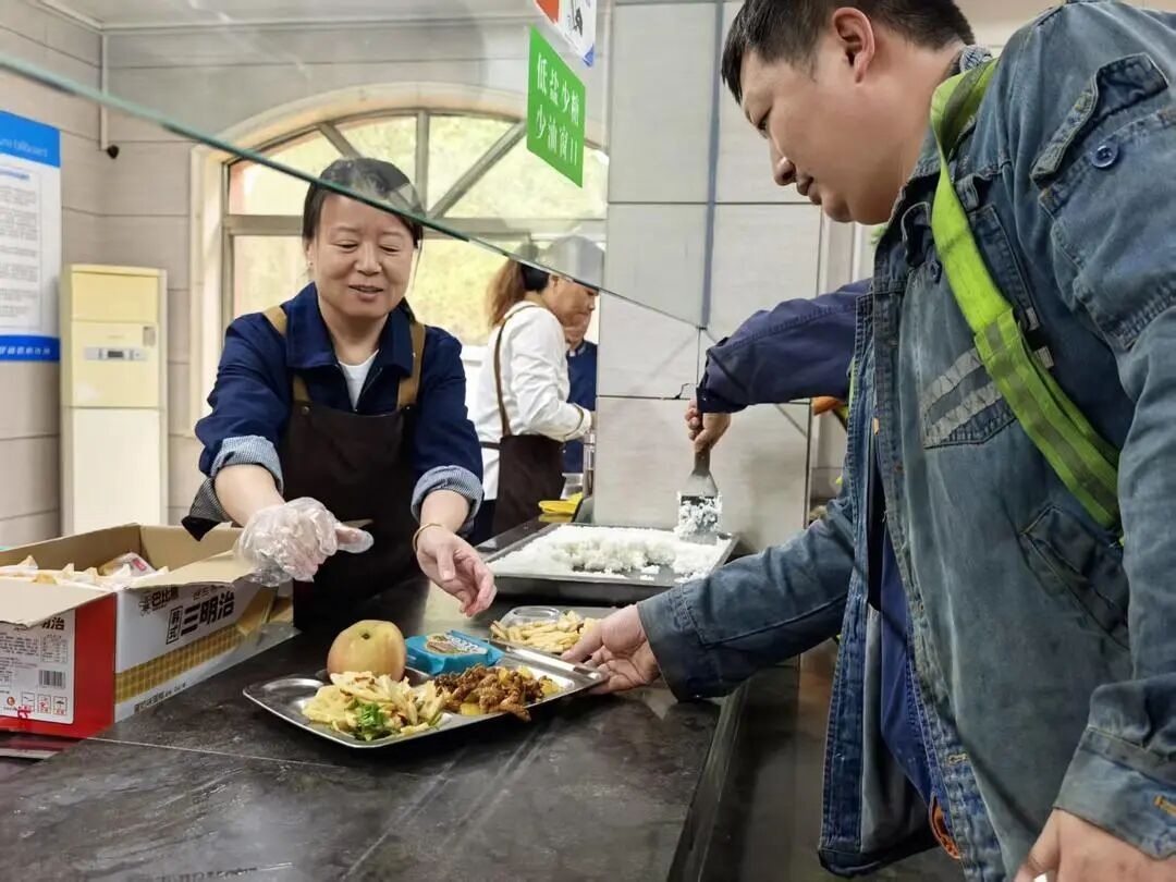 1759908953116598.jpg 04.jpg