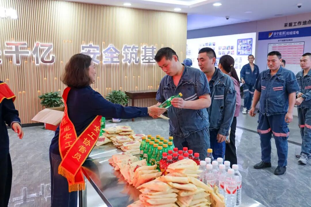 1759908965103000.jpg 05.jpg